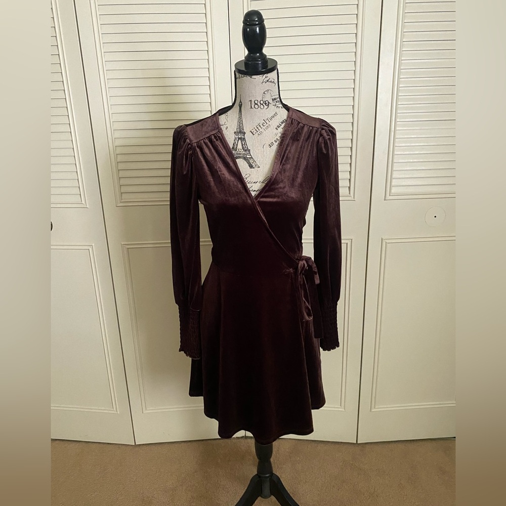 Francesca’s Blue Rain brown velvet wrap dress FLAW- READ DESCRIPTION
